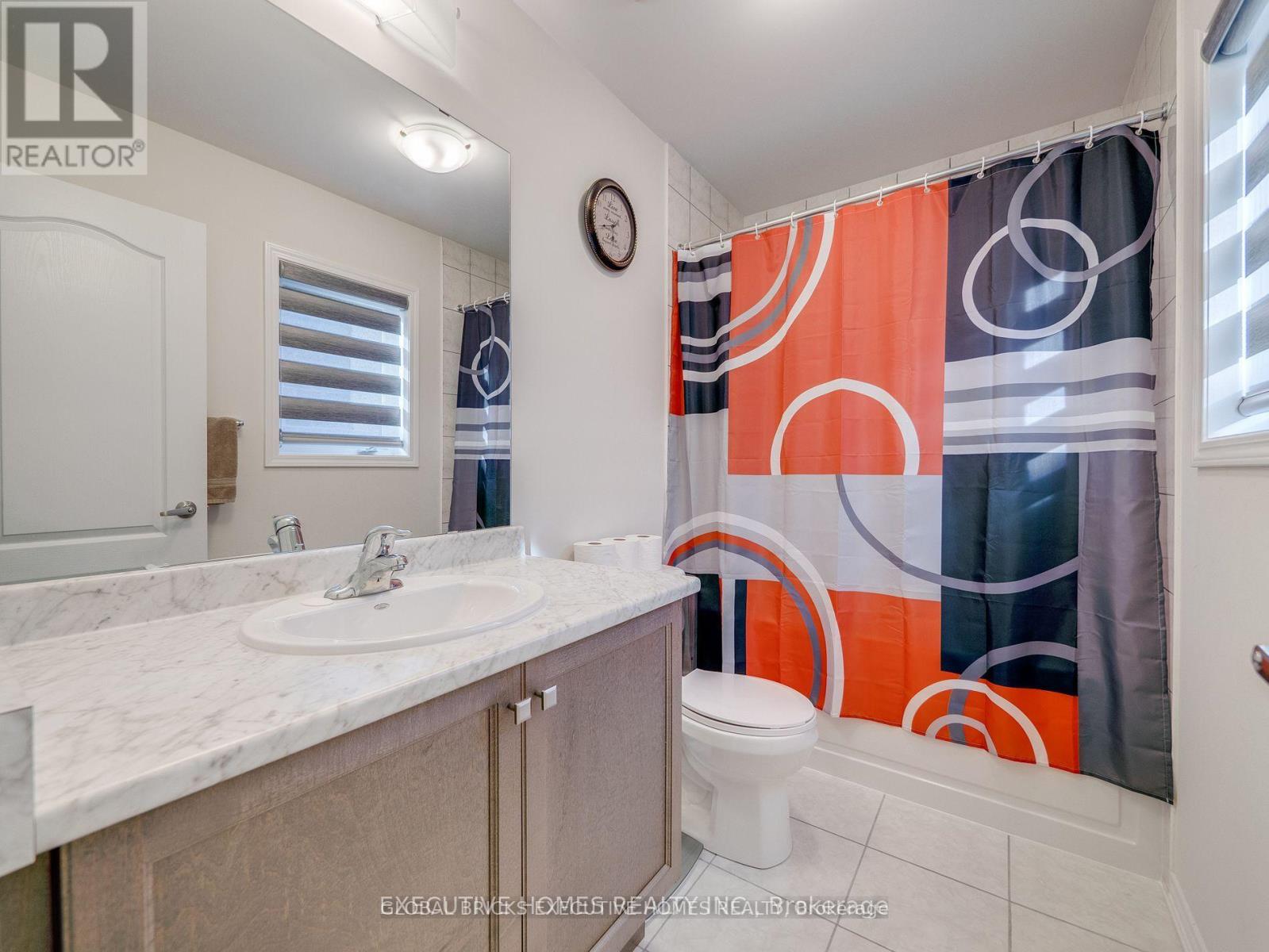 26 LILLIAN WAY - 37