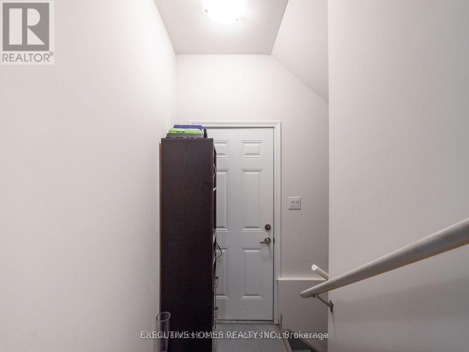26 LILLIAN WAY - 38