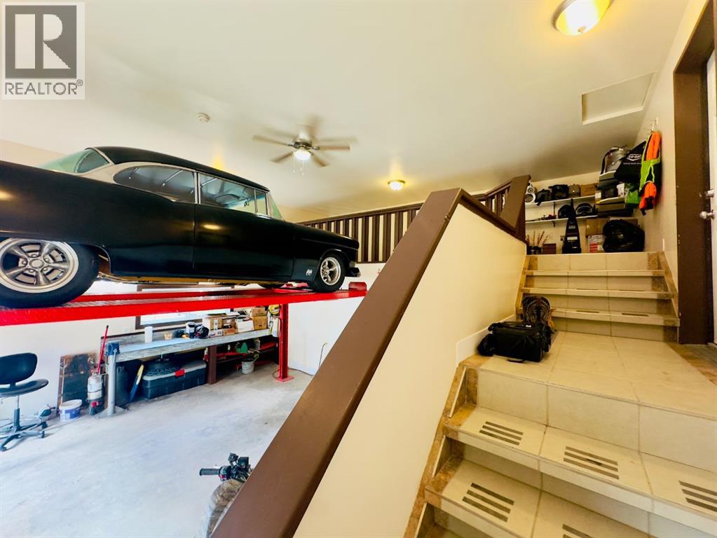 1405 61 Street - 15