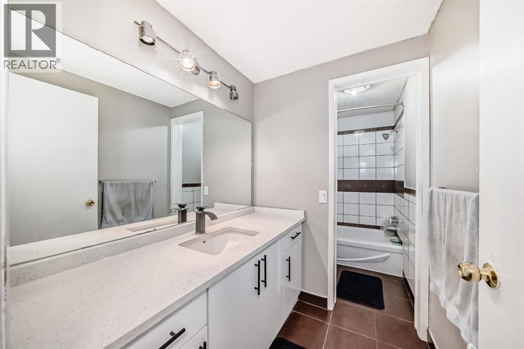 116 Pineson Place NE - 25