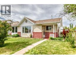 116 Pineson Place NE - photo 1