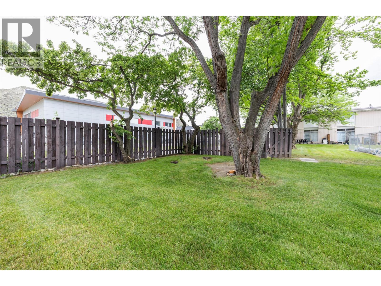 #39 1980 GLENWOOD Drive - 32