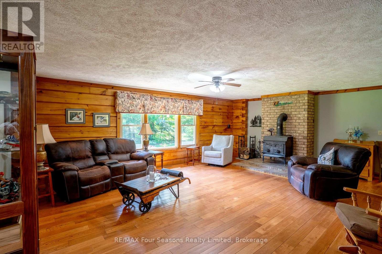 600072 50 SIDE ROAD S - Image 9