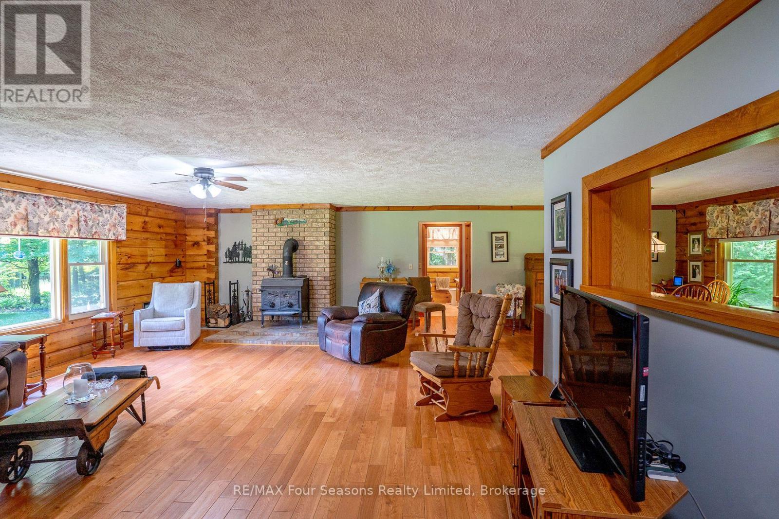 600072 50 SIDE ROAD S - Image 8