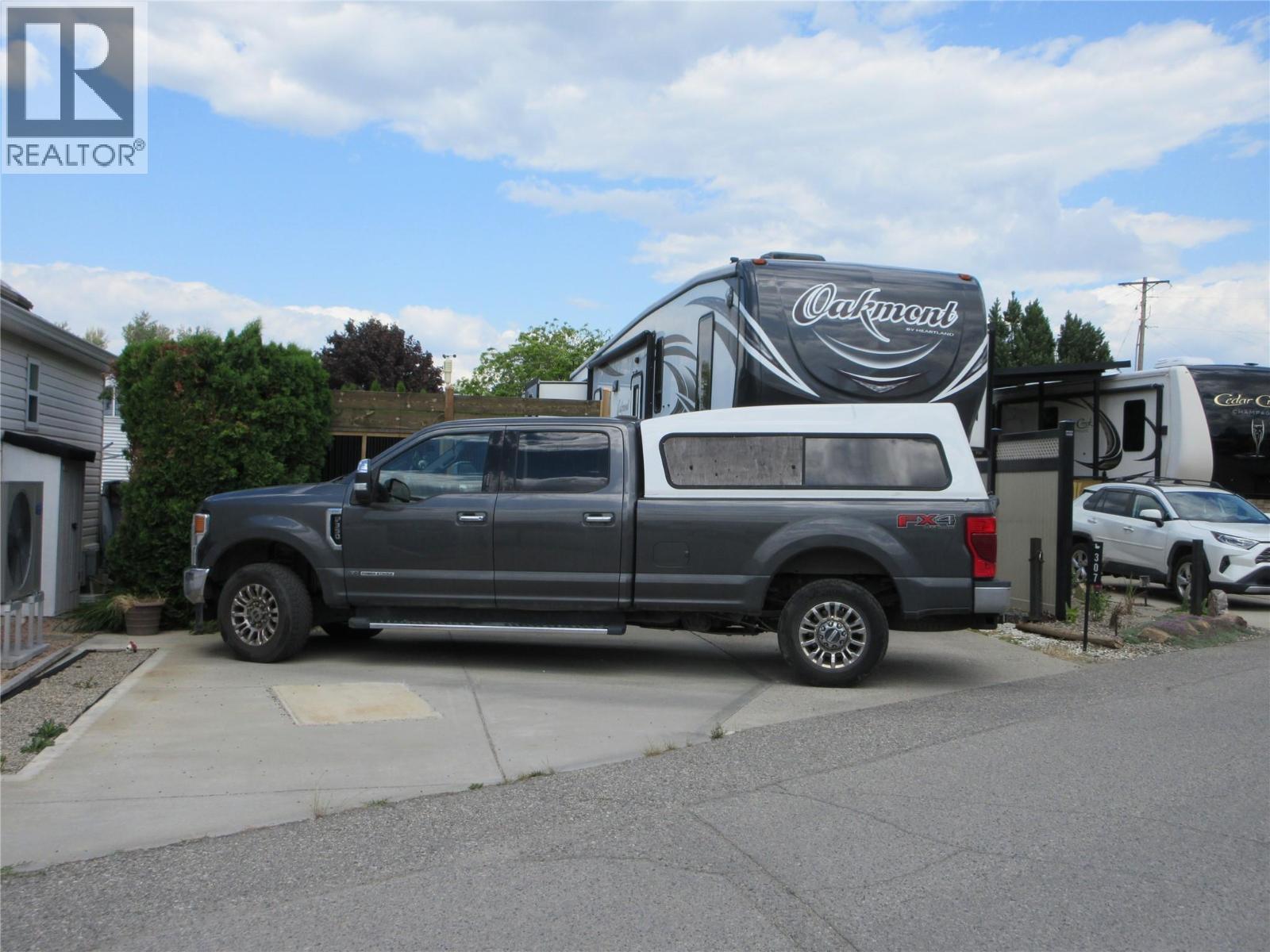 307 415 Commonwealth Road, Kelowna
