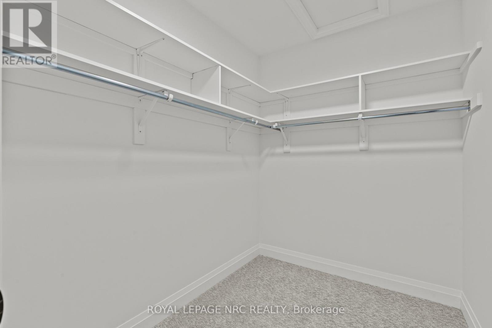 4705 LEE AVENUE - 17