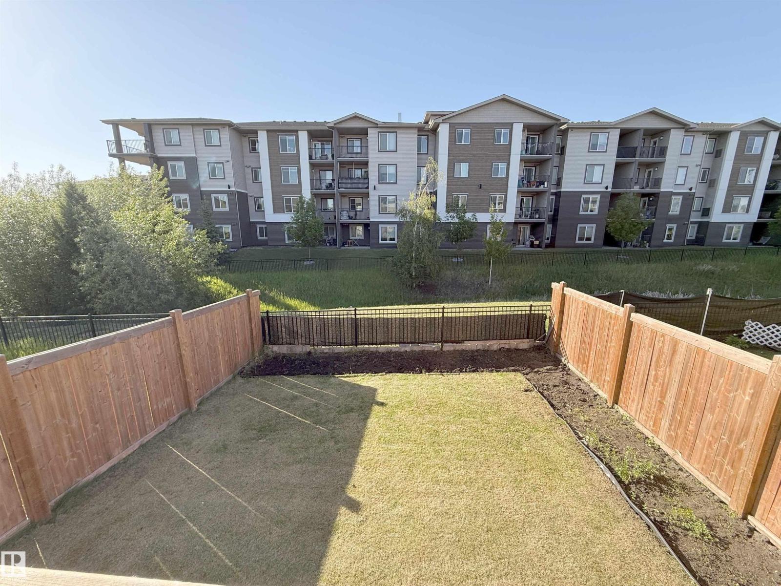 228 42 AV NW NW — photo 11