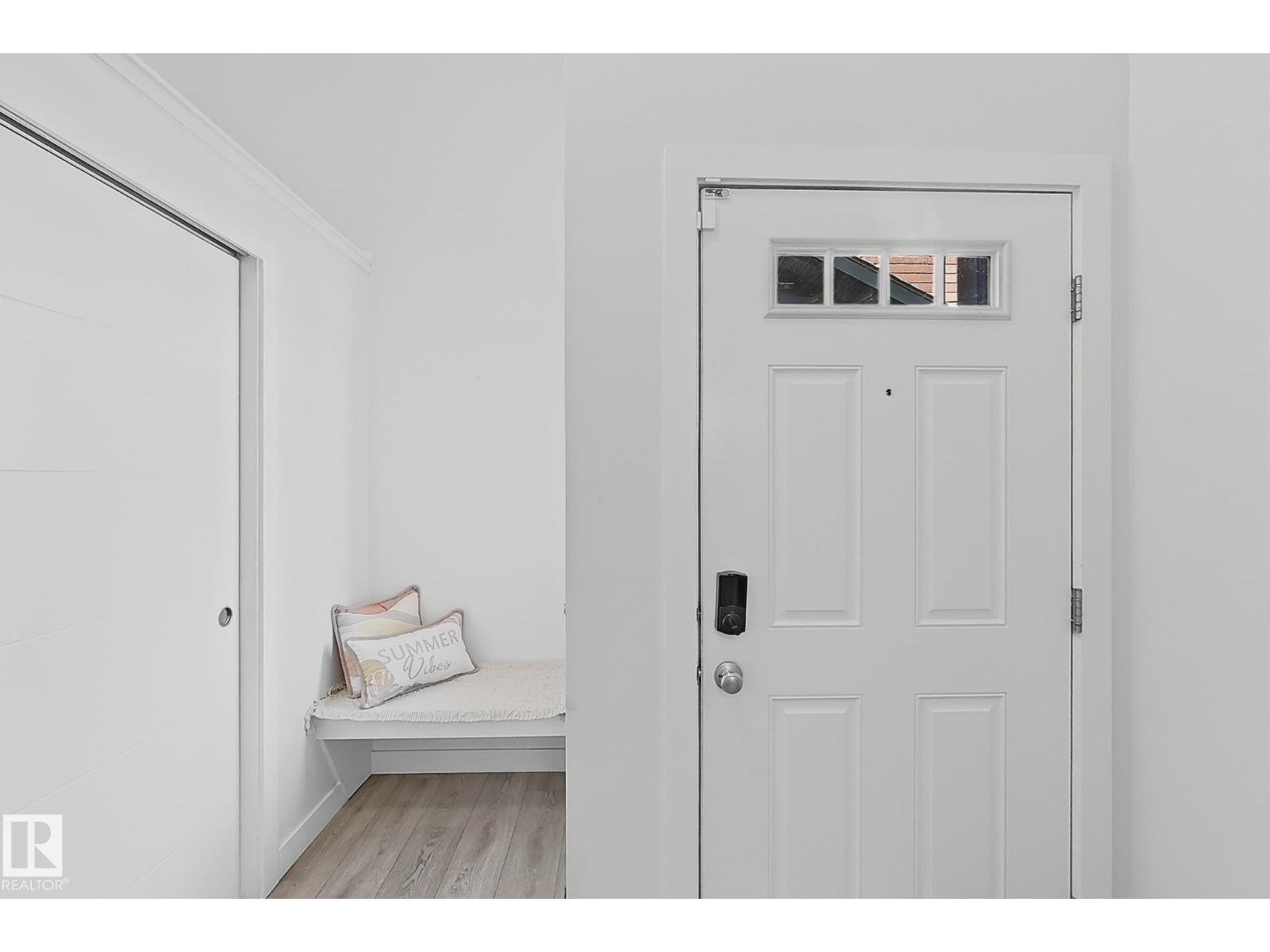 228 42 AV NW NW — photo 12