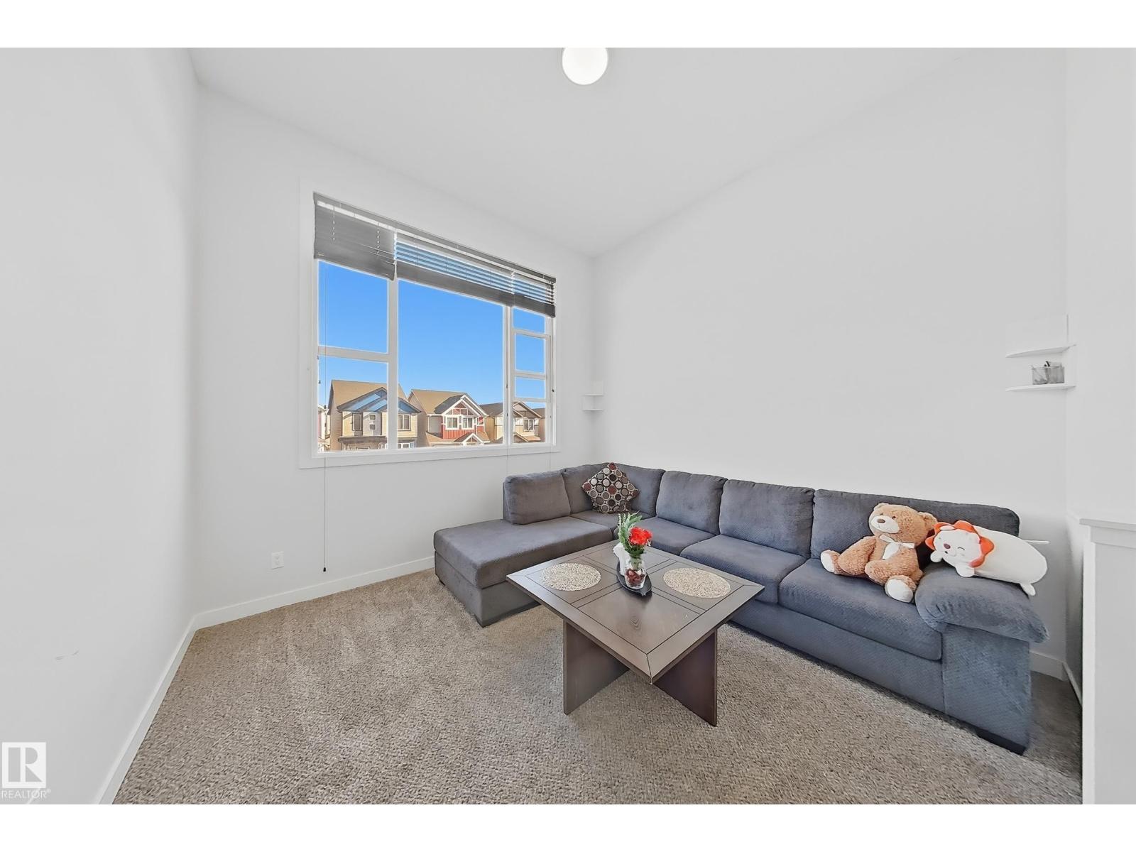 228 42 AV NW NW — photo 24