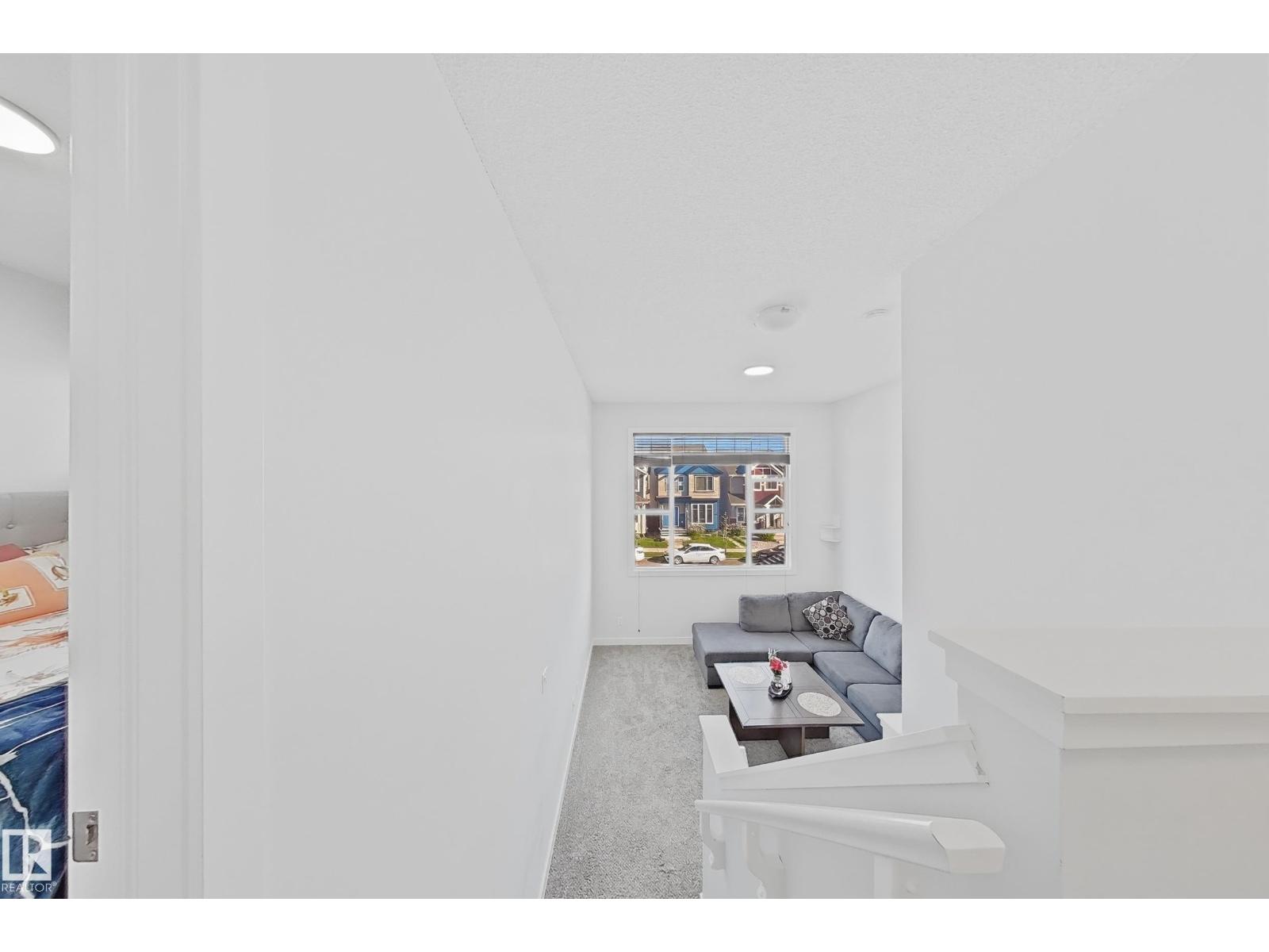 228 42 AV NW NW — photo 25
