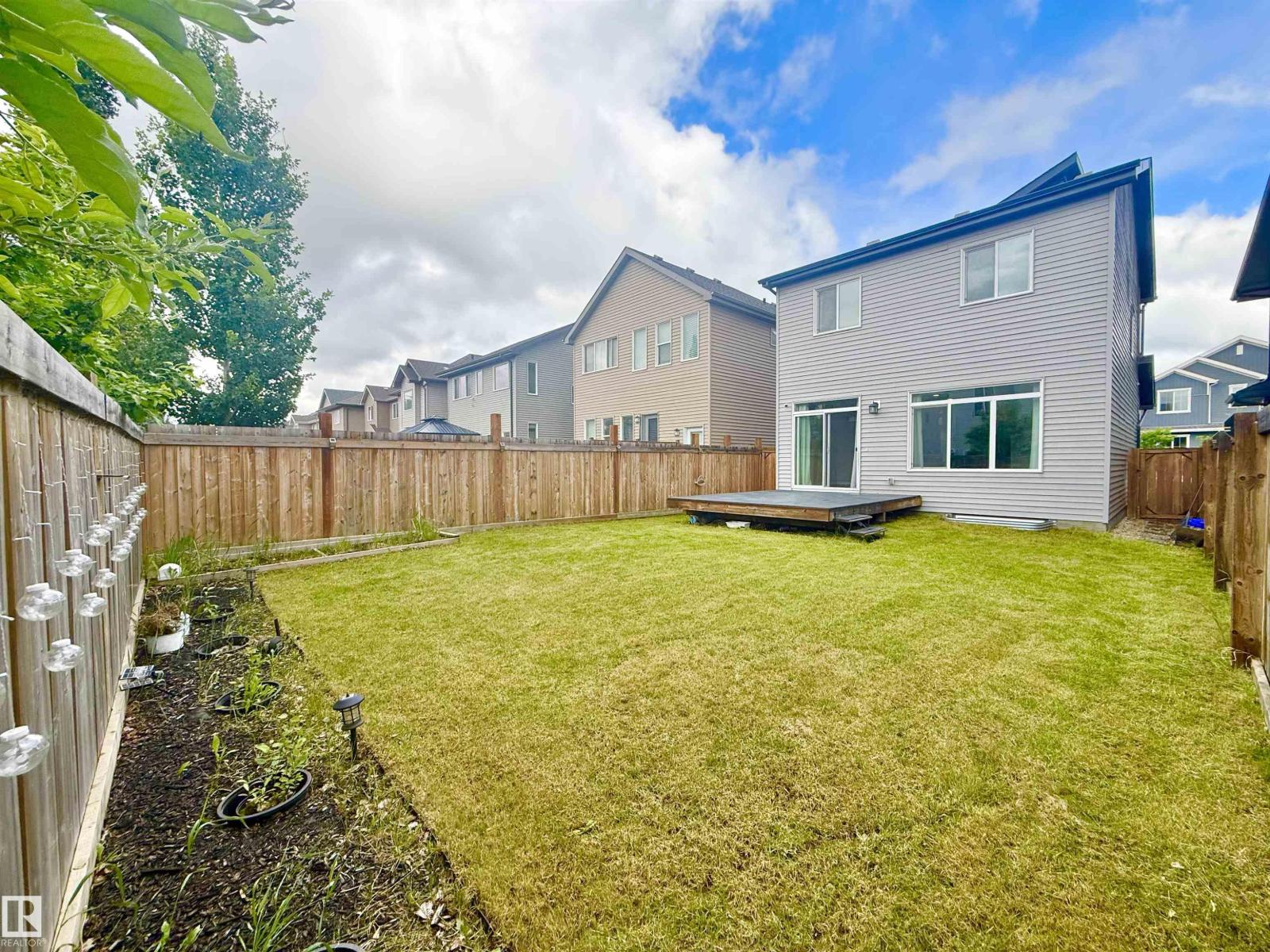 22519 96 AV NW - 43
