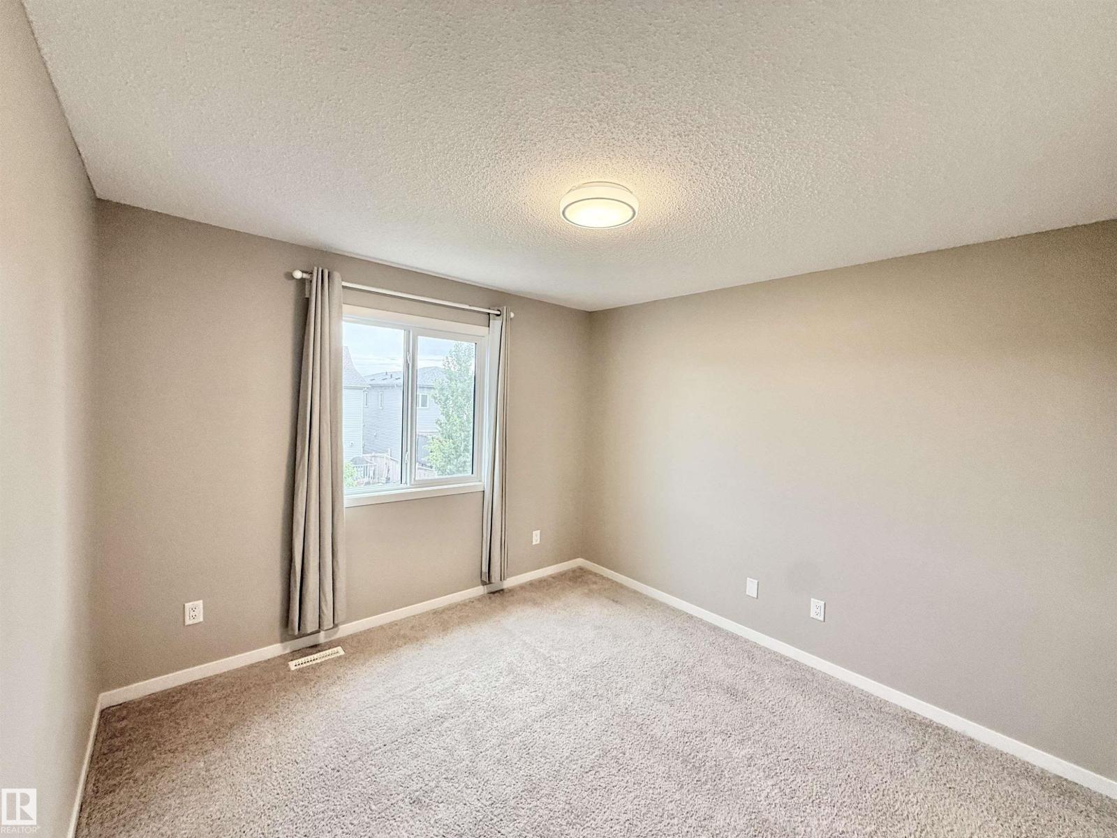 22519 96 AV NW - 32
