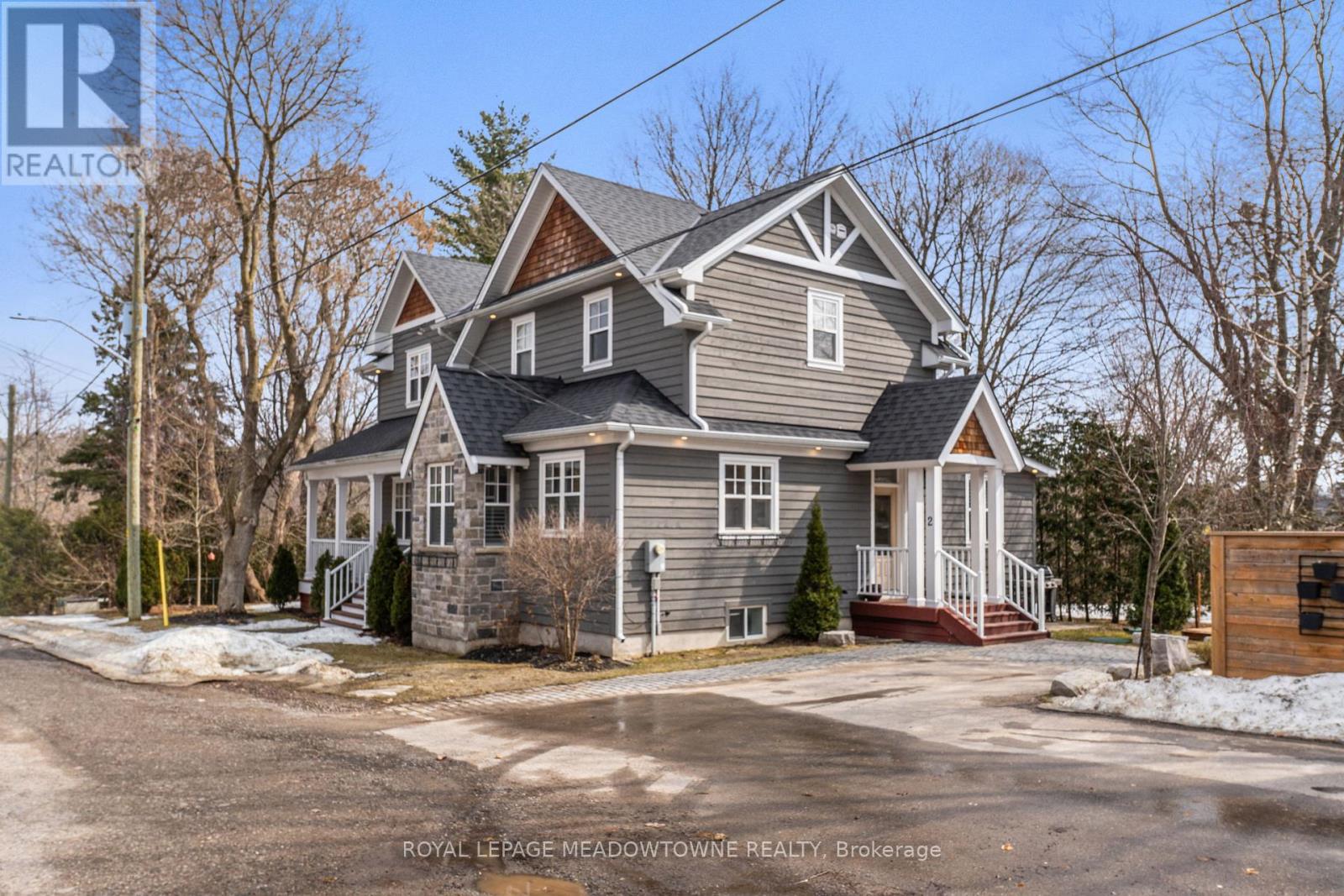 2 BENNETT PLACE - 21