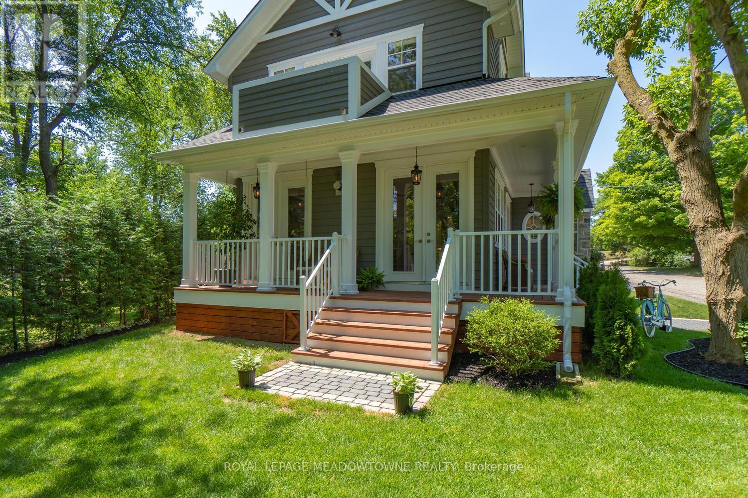 2 BENNETT PLACE - 25