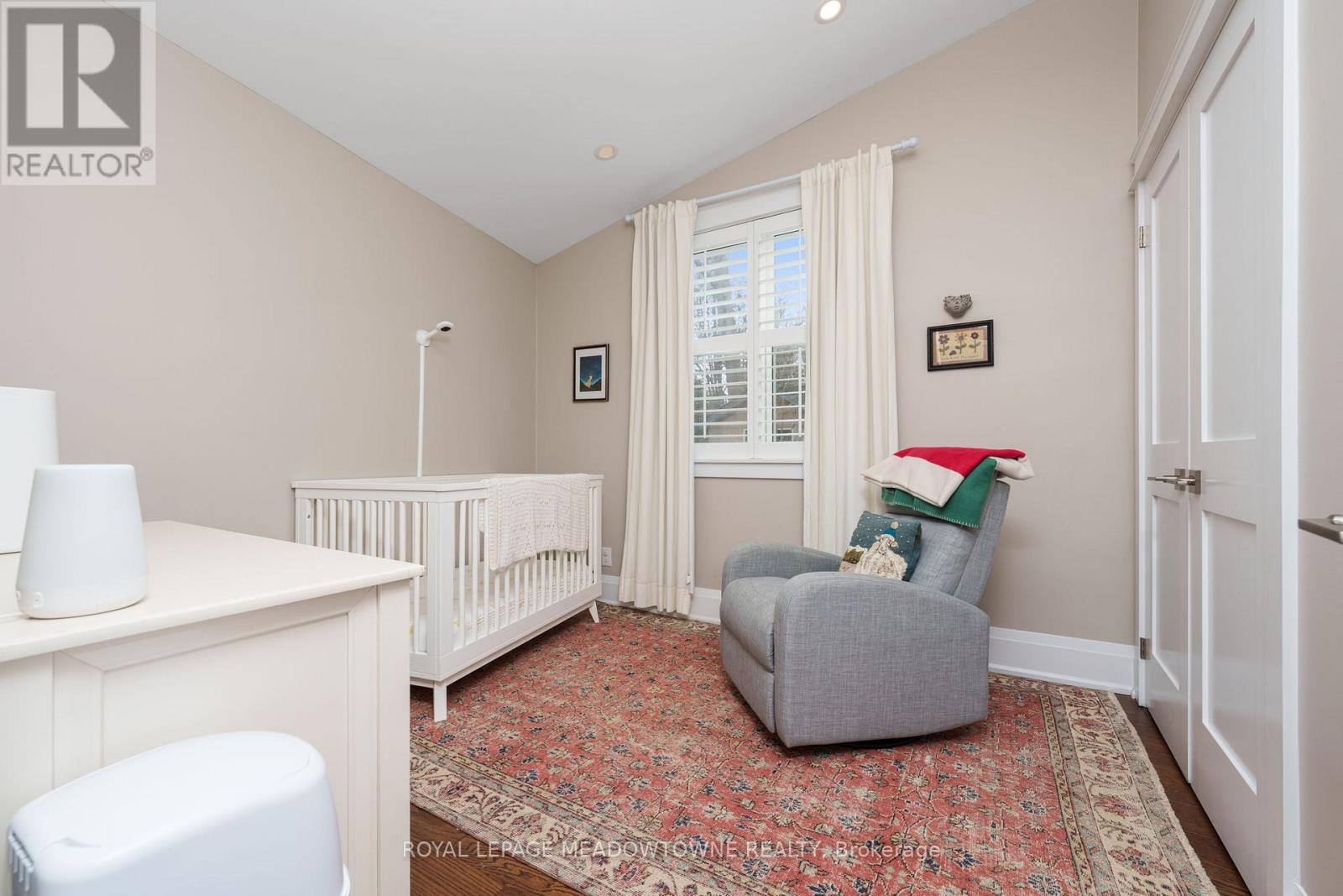 2 BENNETT PLACE - 37