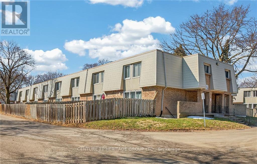 #182 17 OLD PINE TRAIL - 1