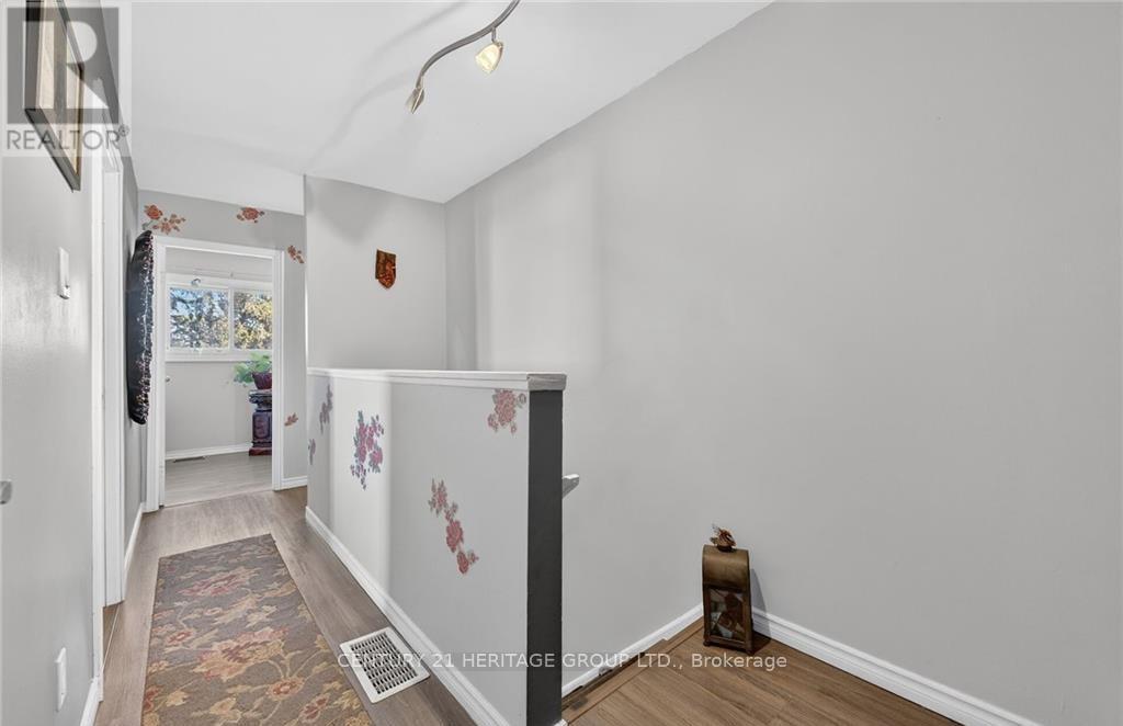 #182 17 OLD PINE TRAIL - 19