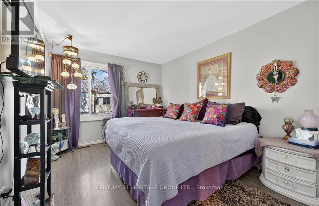 #182 17 OLD PINE TRAIL - 21