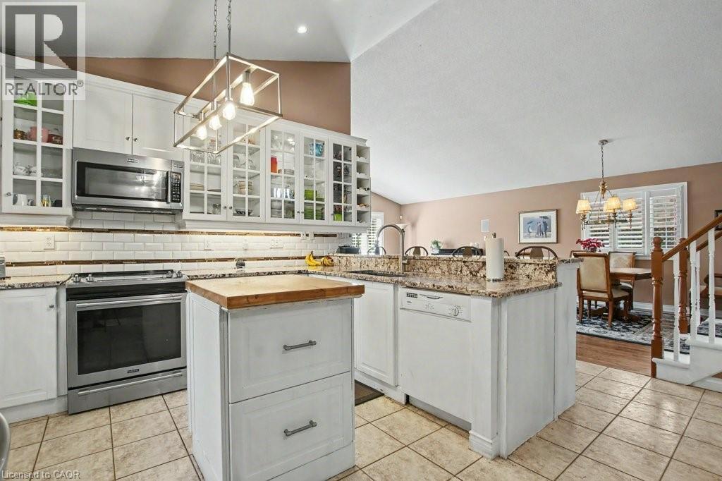 6 THEODORE Drive - 12