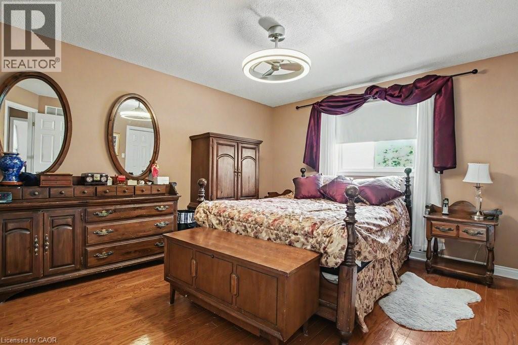 6 THEODORE Drive - 14