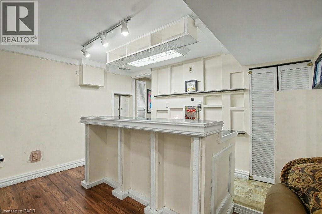 6 THEODORE Drive - 31