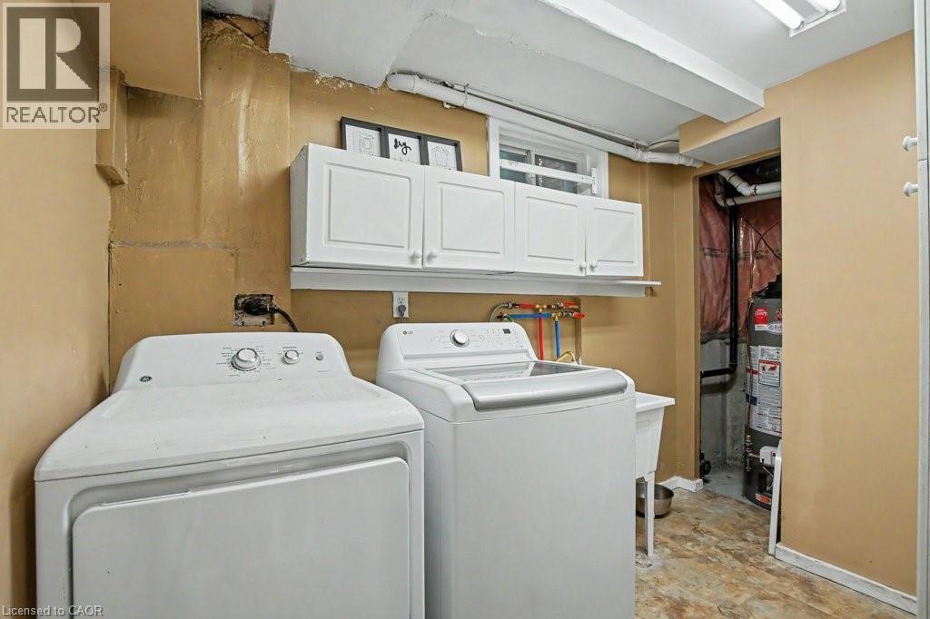 6 THEODORE Drive - 32