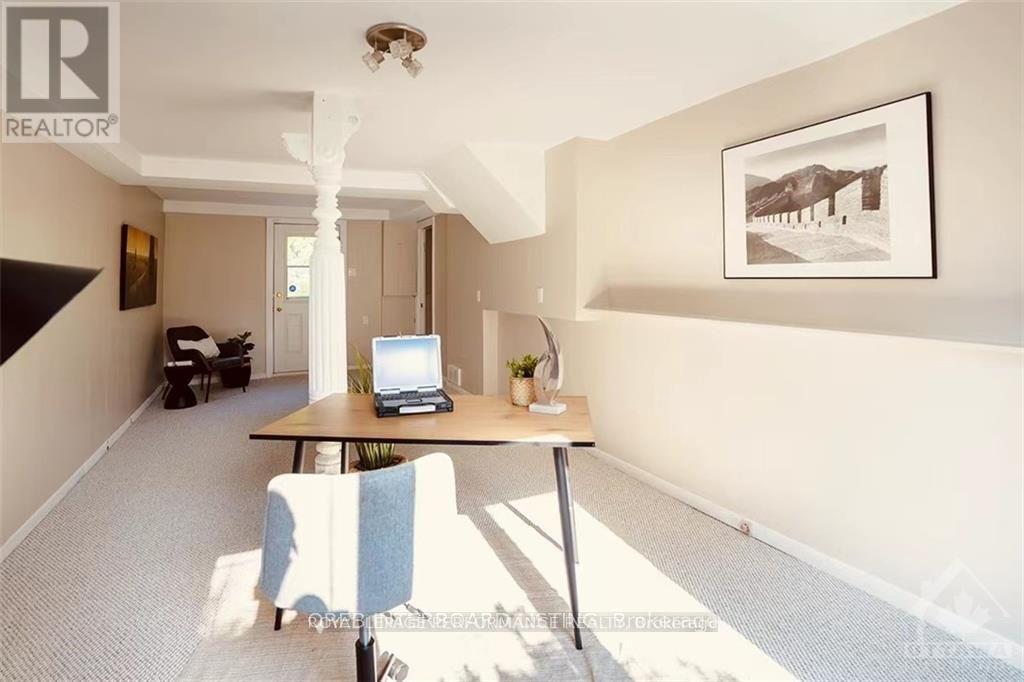 2077 PALMER AVENUE - 22