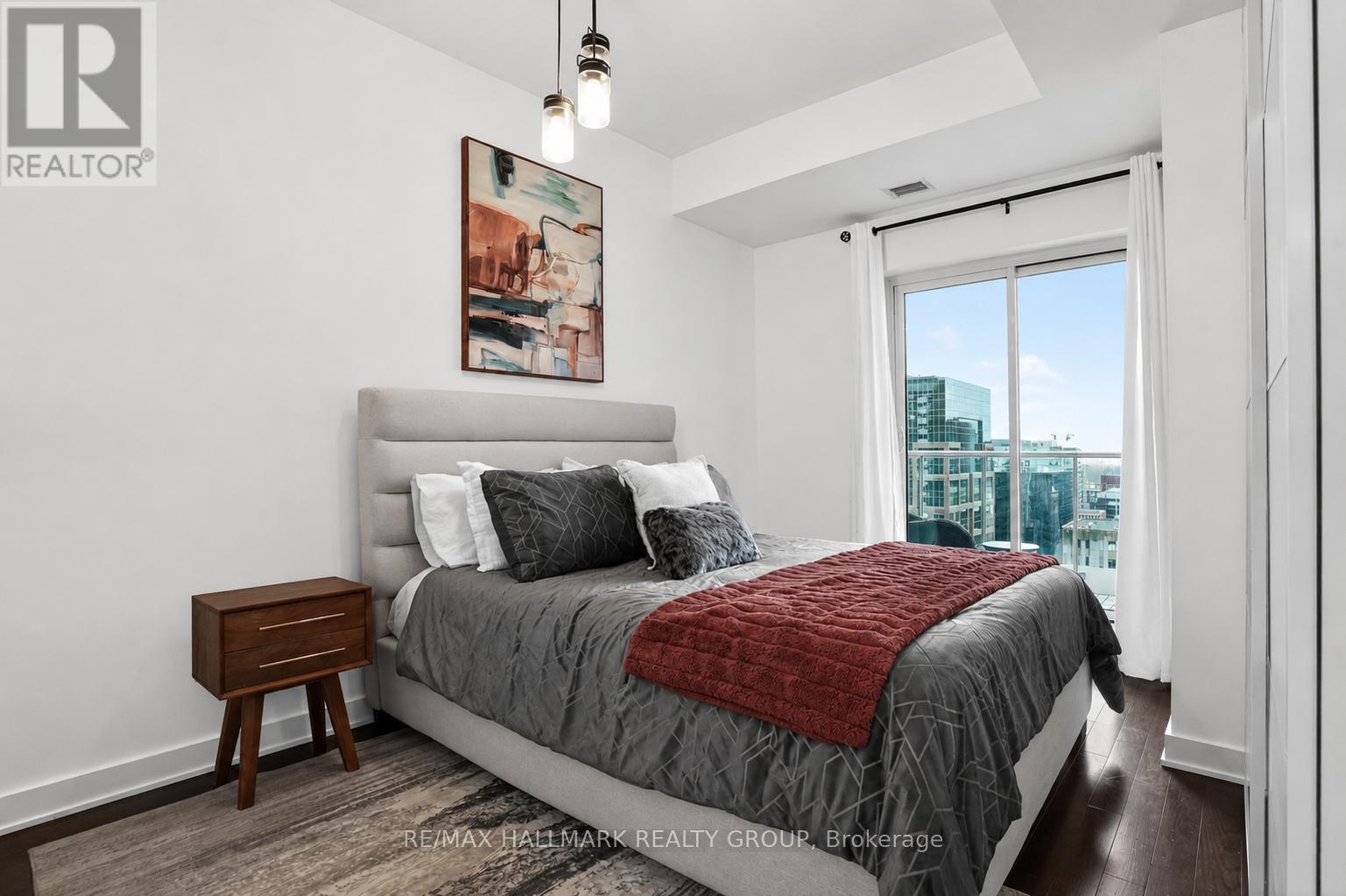 1 Bed, 1 Bath House for Sale in Ottawa – 2003 – 179 METCALFE STREET, Ottawa – MLS# X13459288 - Image 11