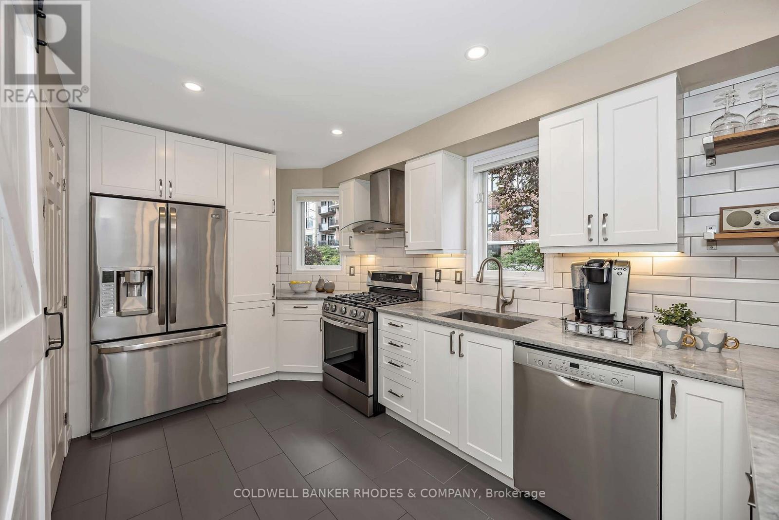 3 Bed, 3 Bath House for Sale in Ottawa – 372 LISGAR STREET, Ottawa – MLS# X13459290 - Image 15
