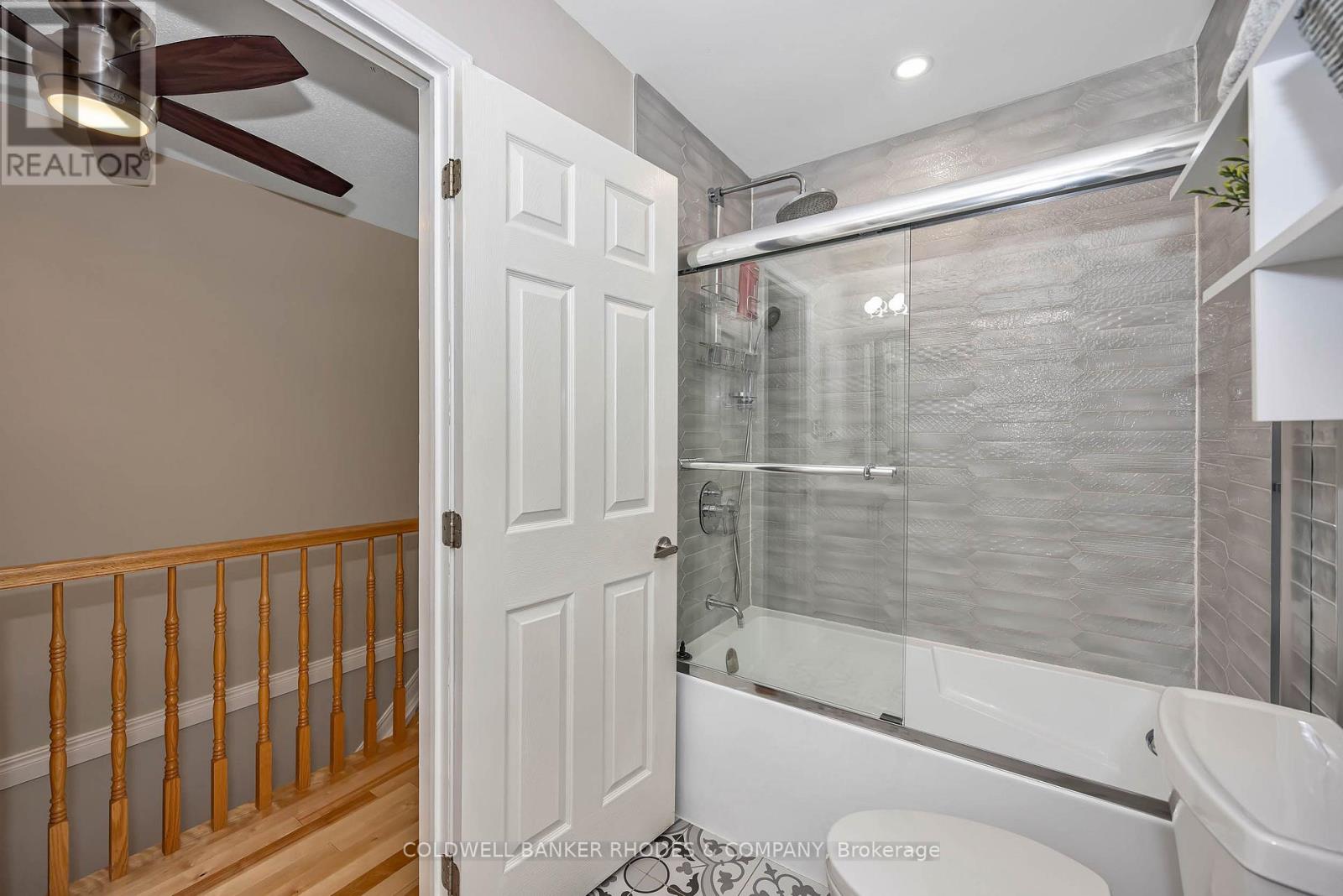 3 Bed, 3 Bath House for Sale in Ottawa – 372 LISGAR STREET, Ottawa – MLS# X13459290 - Image 30