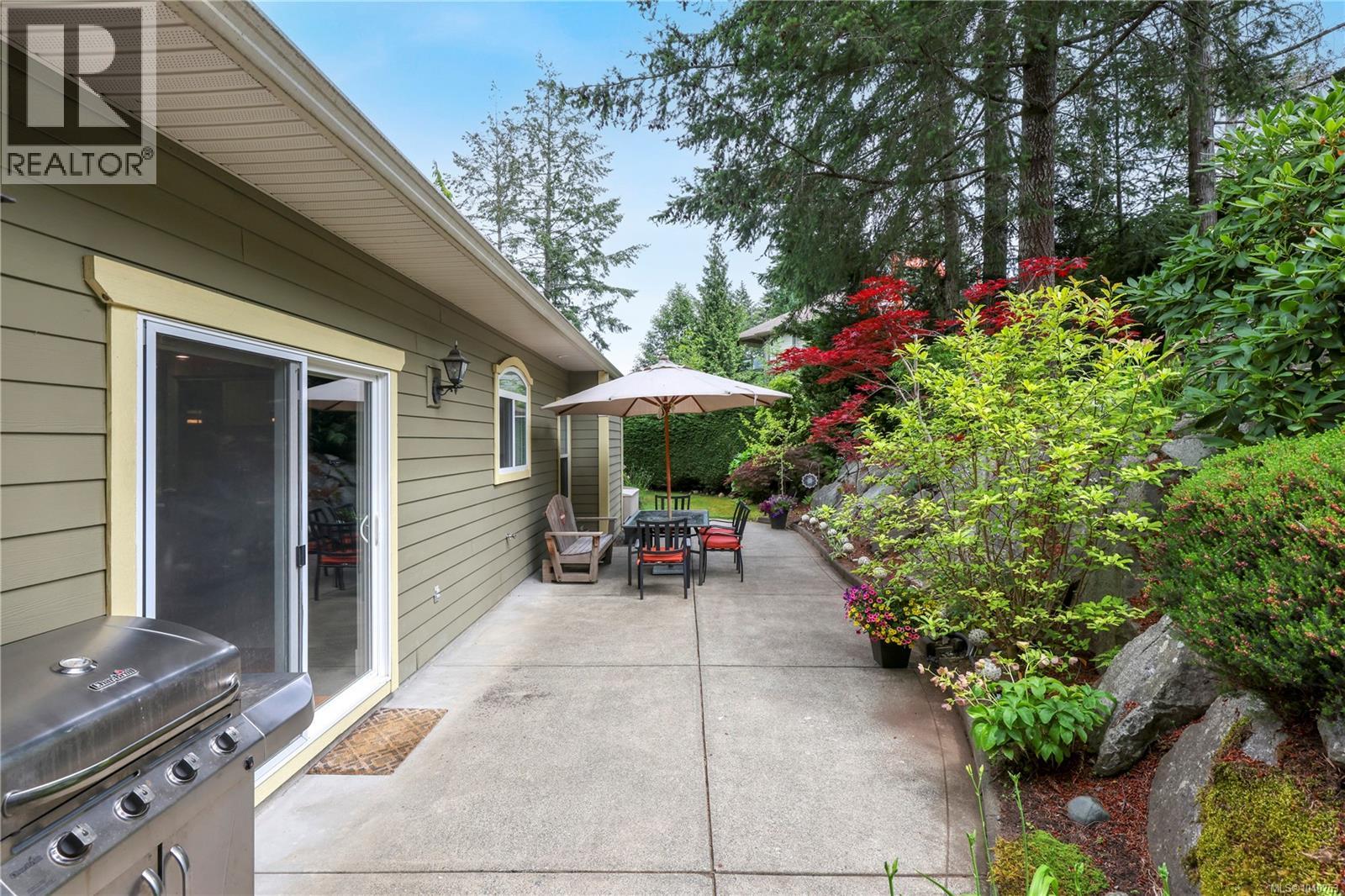 3151 Klanawa Cres - 54