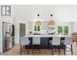 1087 Prospect Lake Road, Bracebridge, ON P1L1X1 Photo 12