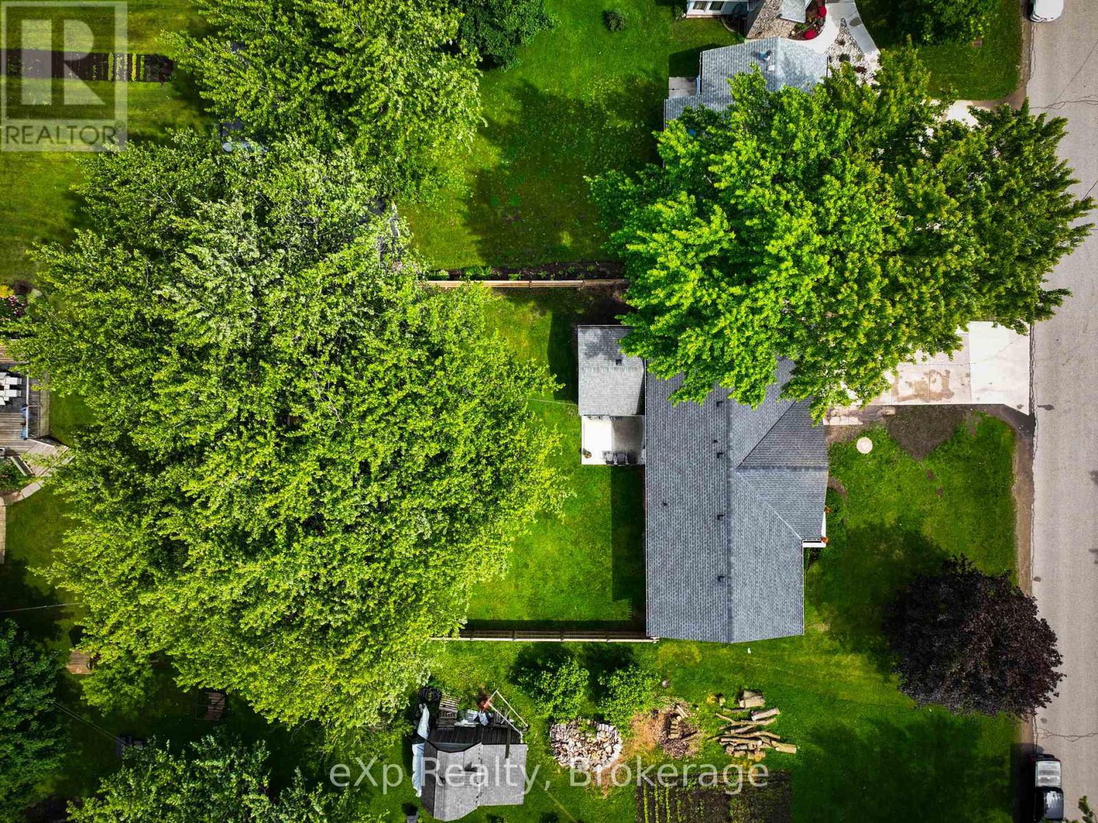 4094 QUEEN STREET - 41