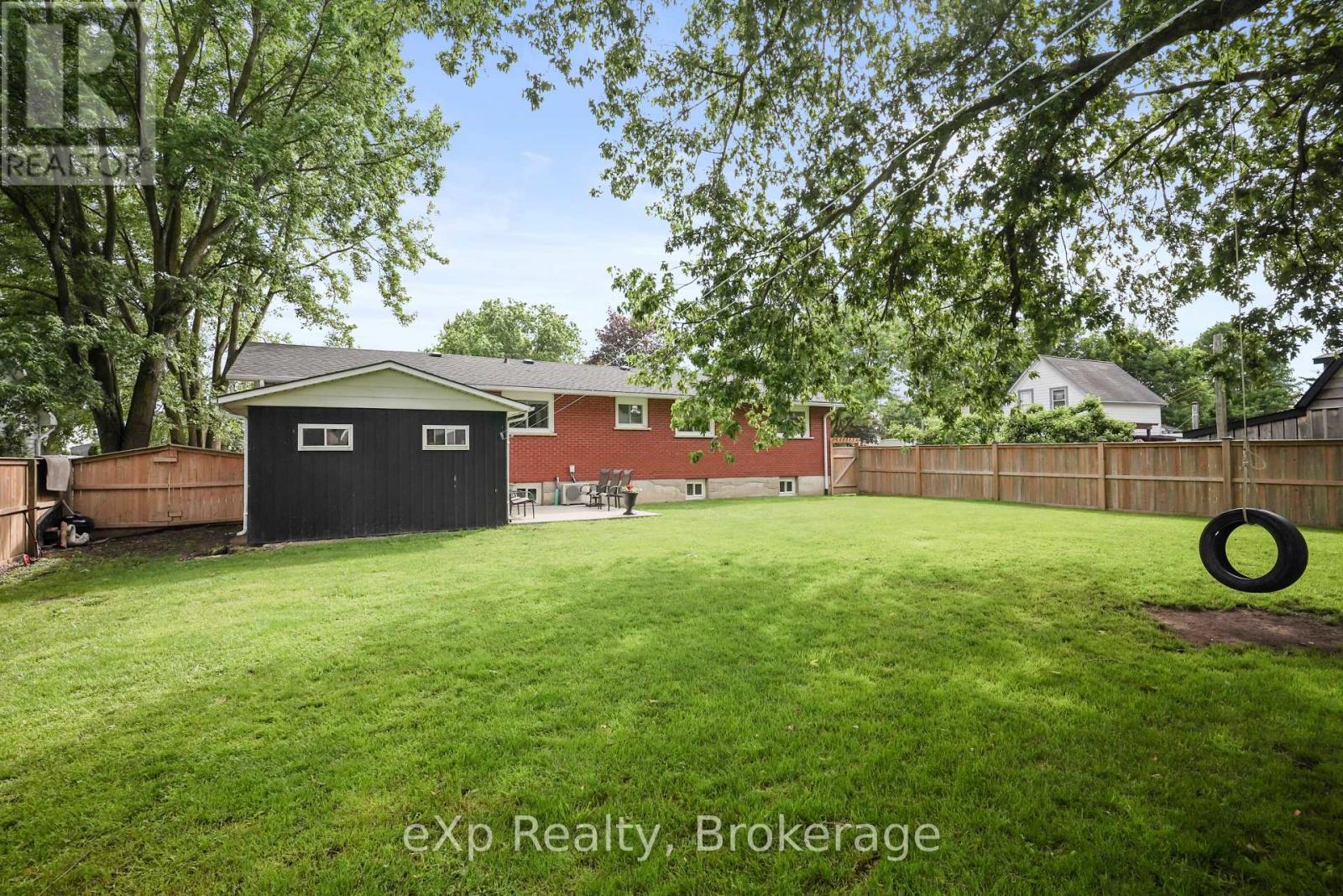 4094 QUEEN STREET - 42