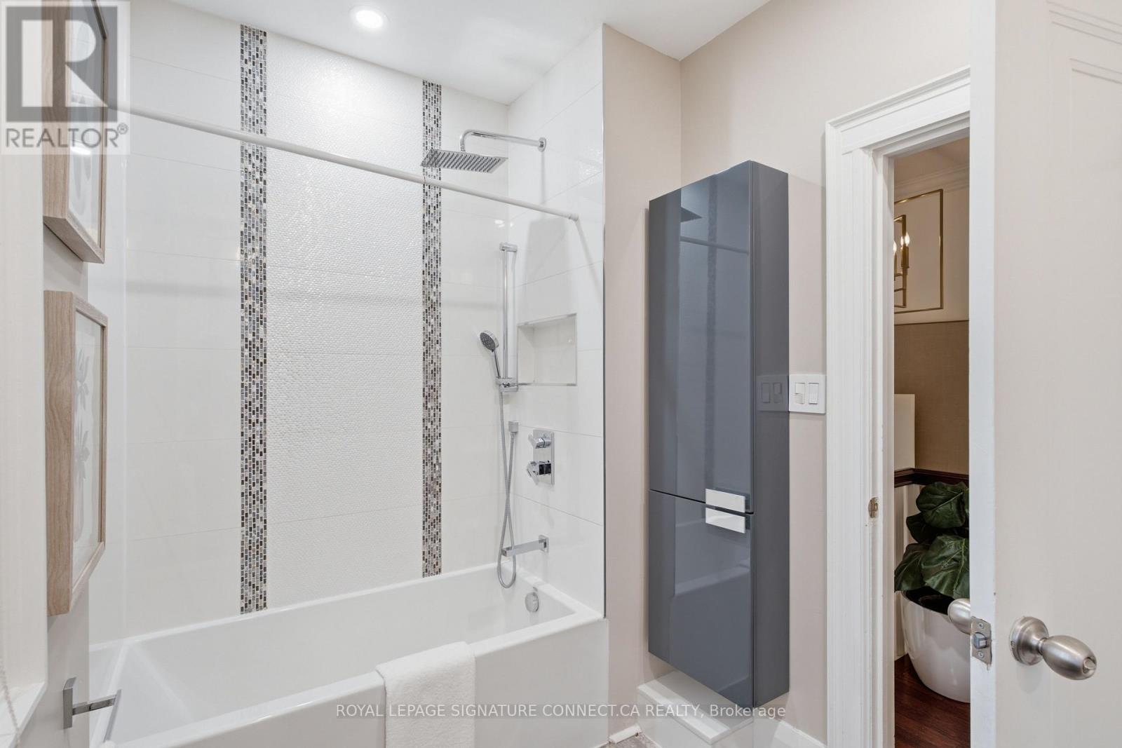 39 GLENGOWAN ROAD - 35