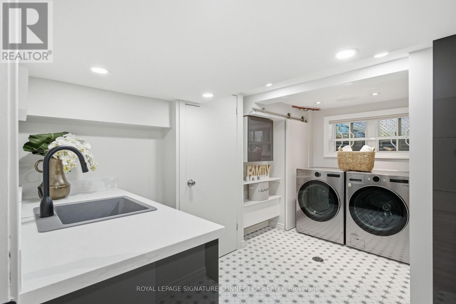 39 GLENGOWAN ROAD - 41