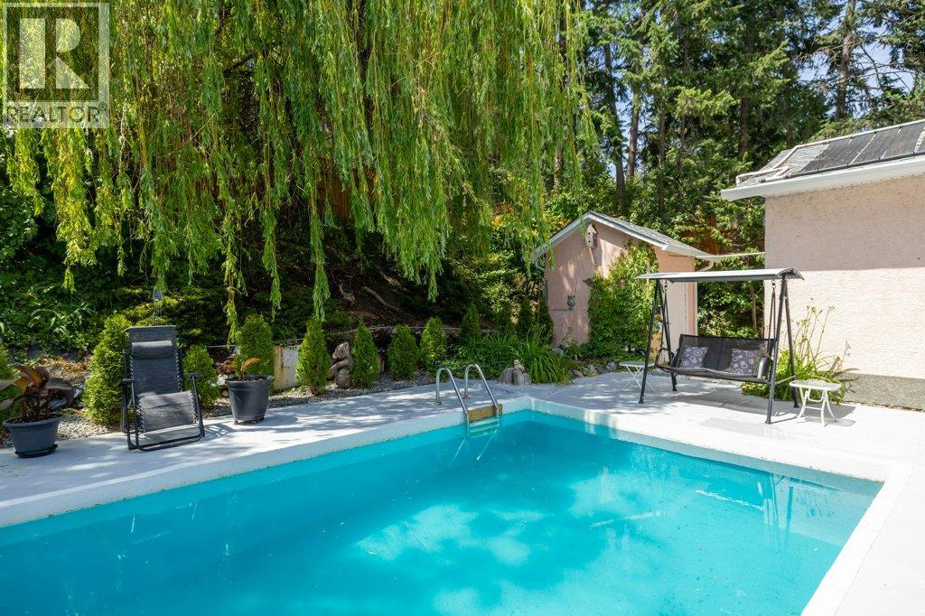 10724 Pinecrest Road - 13
