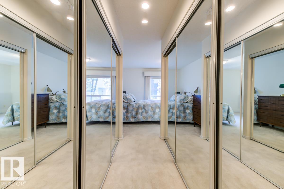 #7 9731 174 ST NW - 36