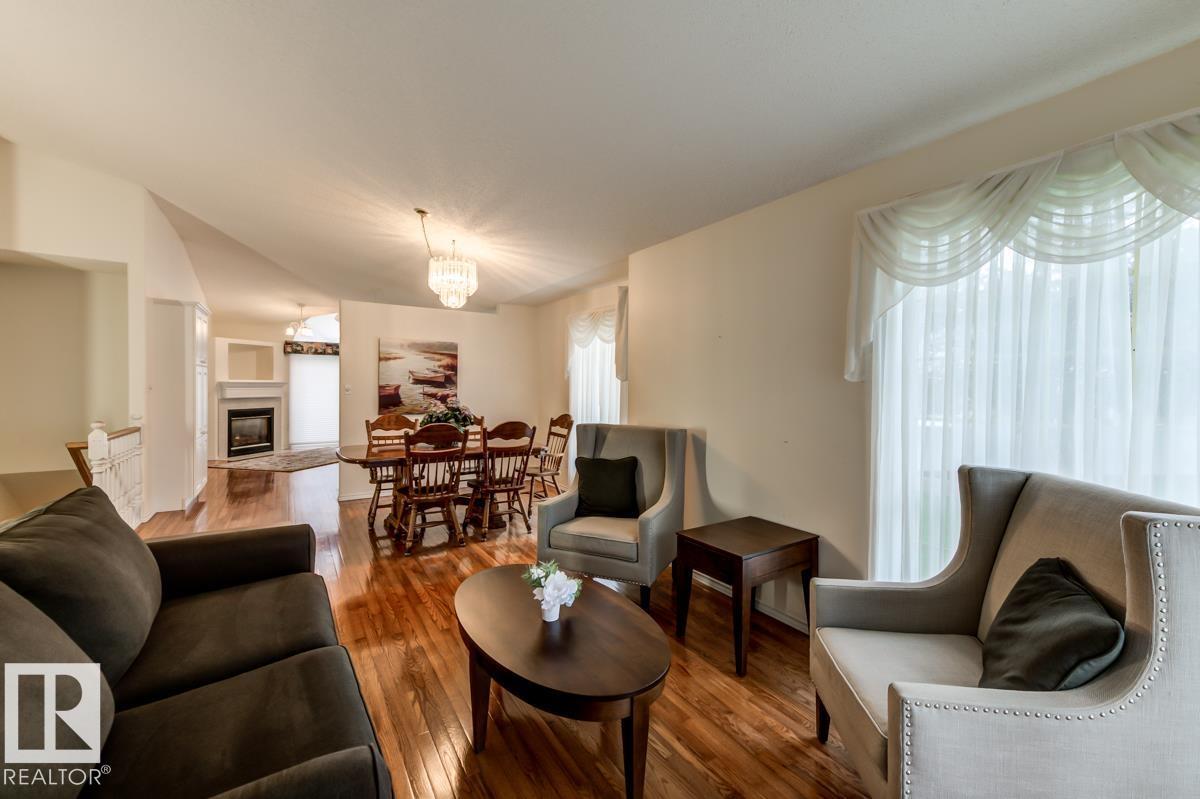#7 9731 174 ST NW - 6