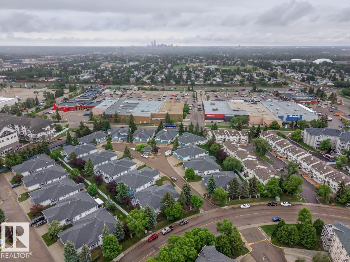 #7 9731 174 ST NW - 64