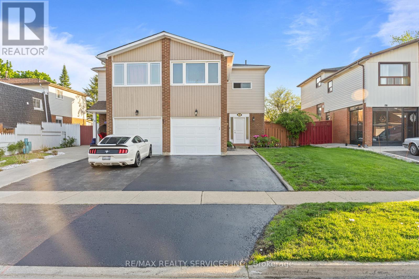 28 KINGSWOOD DRIVE - 2