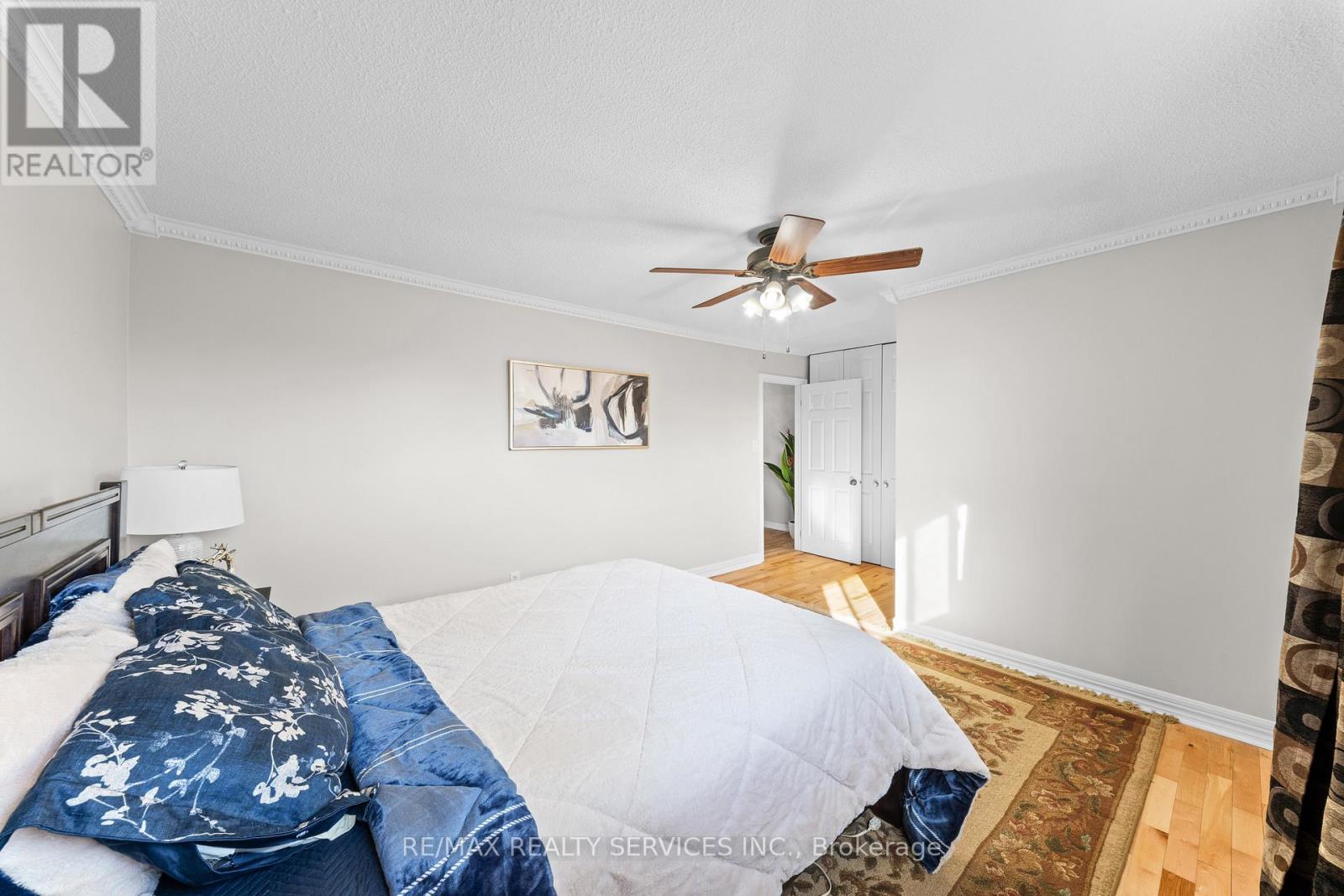 28 KINGSWOOD DRIVE - 20