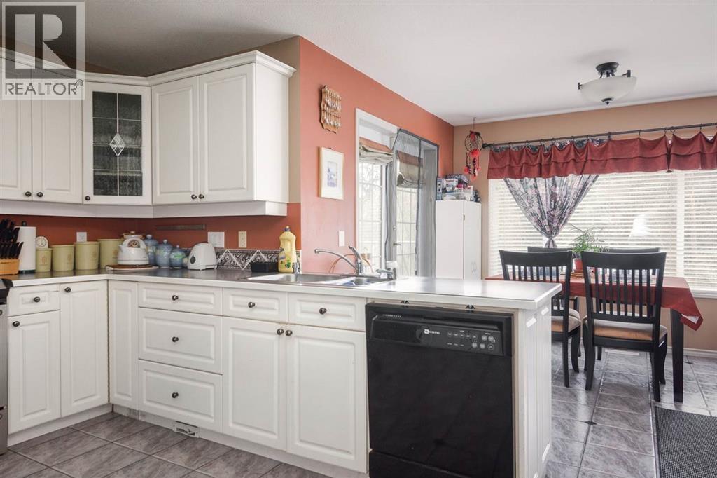 23776 110 AVENUE, Maple Ridge