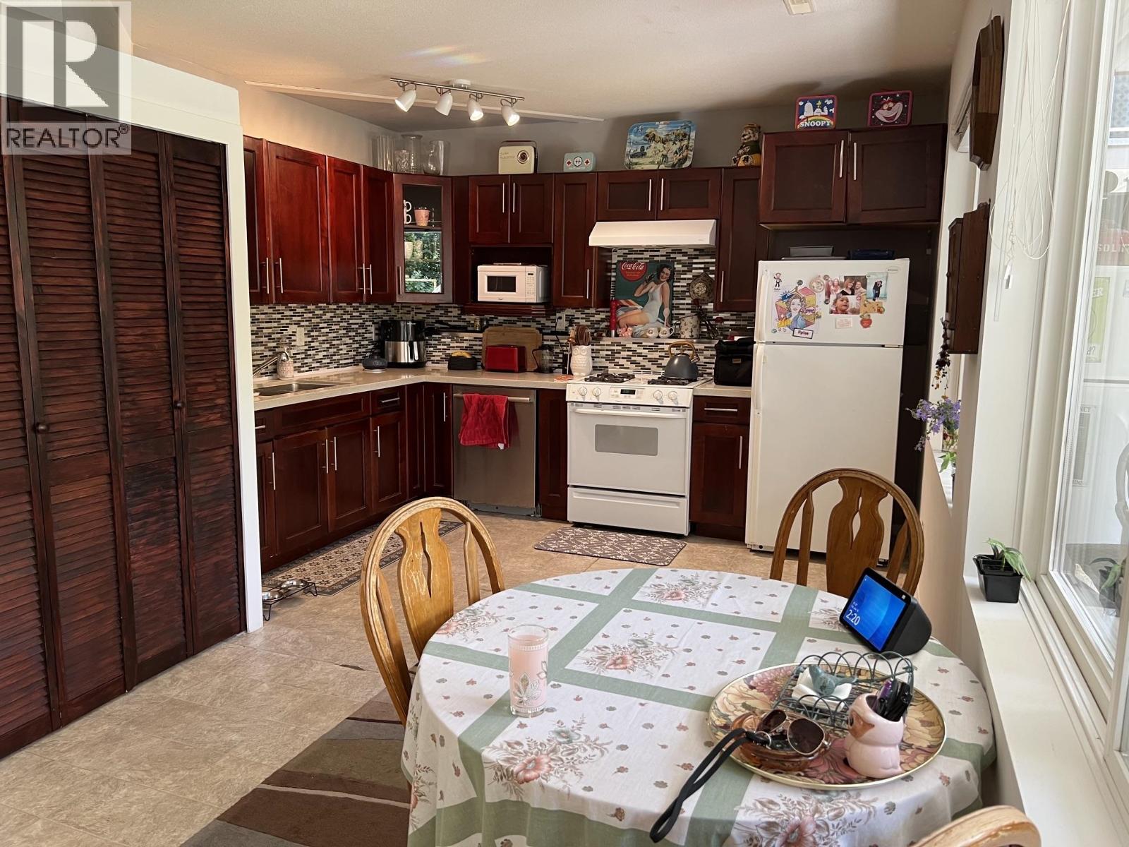 23776 110 AVENUE, Maple Ridge