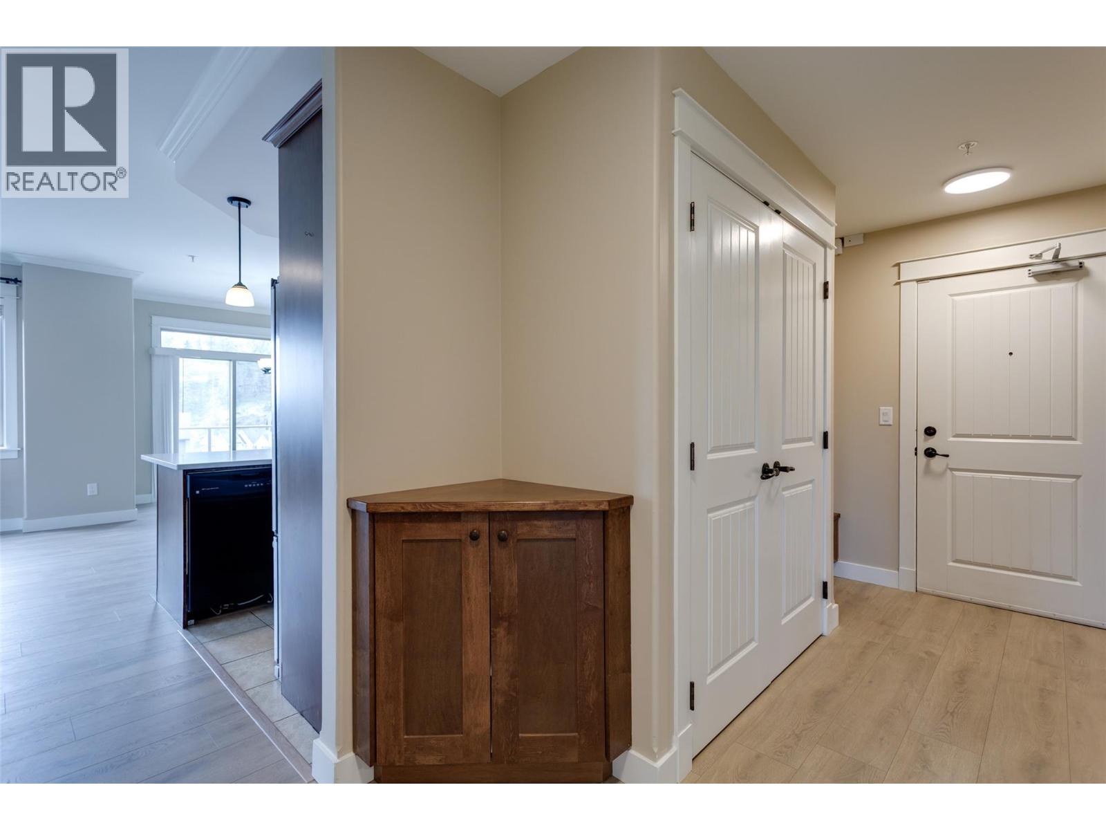 302 2470 Tuscany Drive, West Kelowna