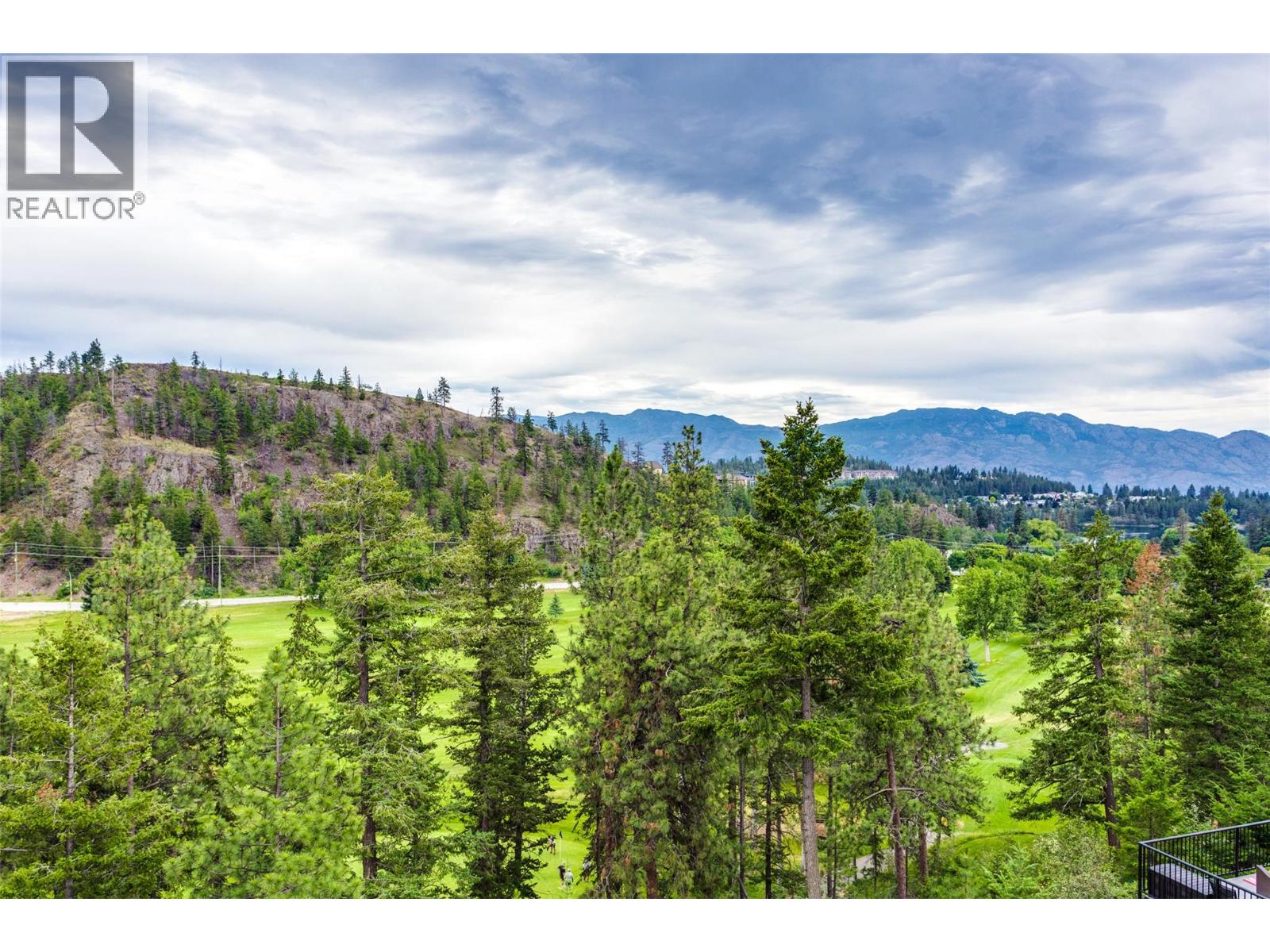 302 2470 Tuscany Drive, West Kelowna