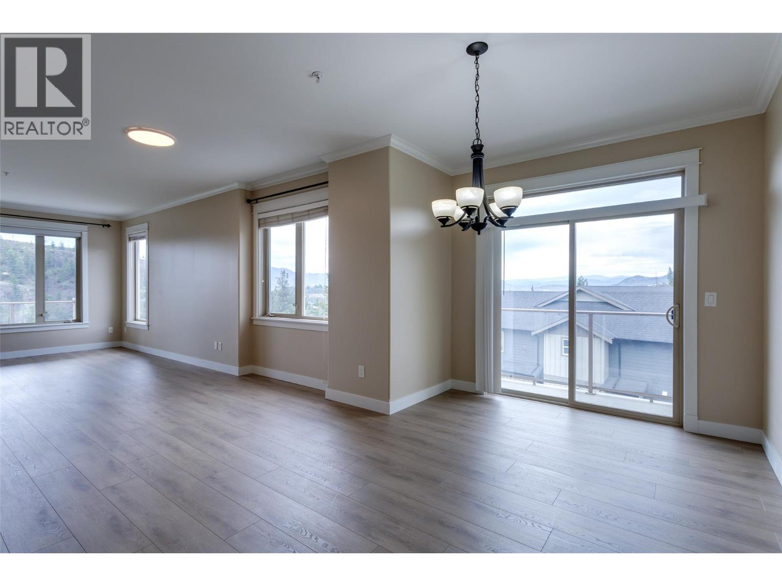 302 2470 Tuscany Drive, West Kelowna