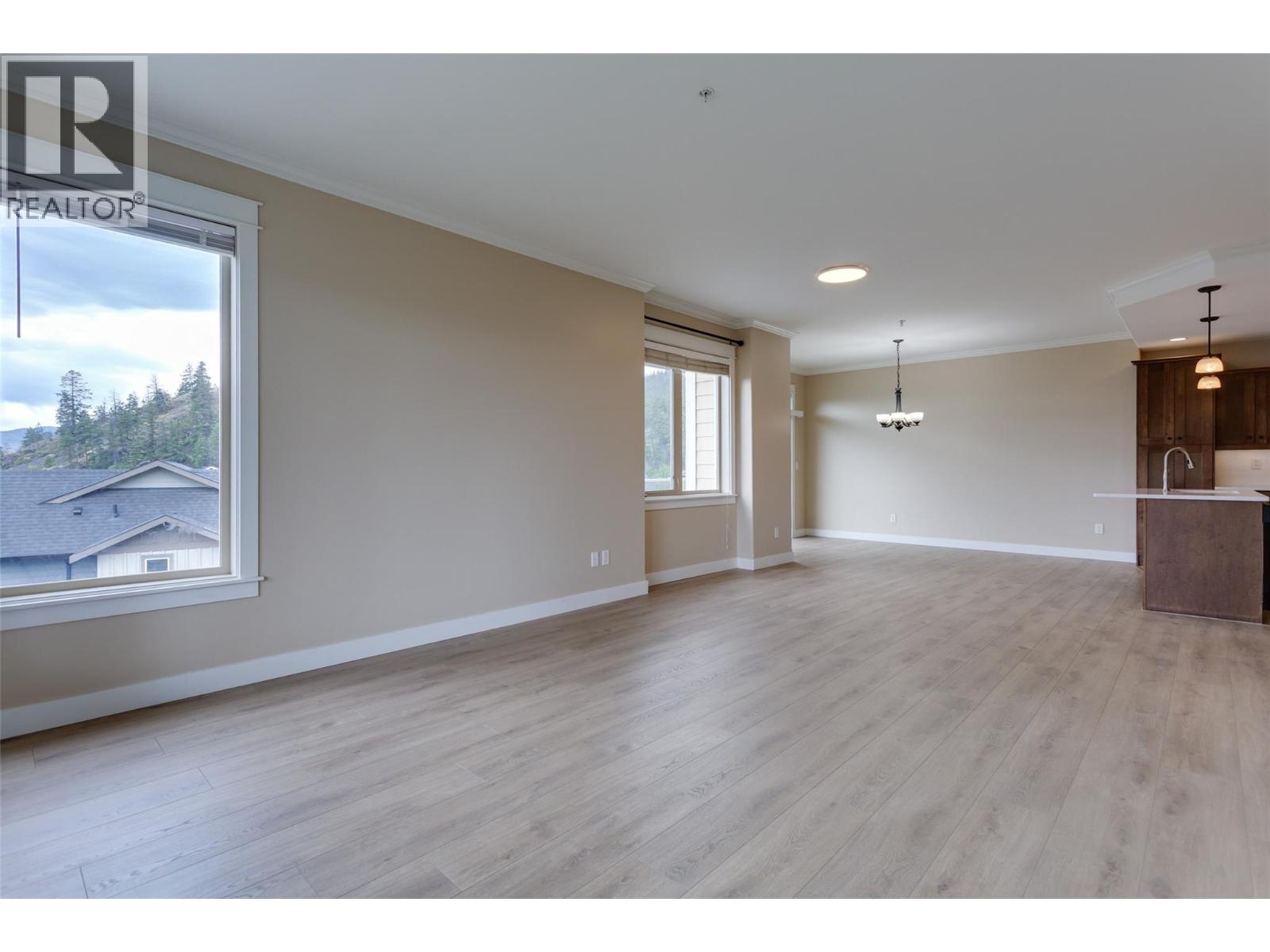 302 2470 Tuscany Drive, West Kelowna