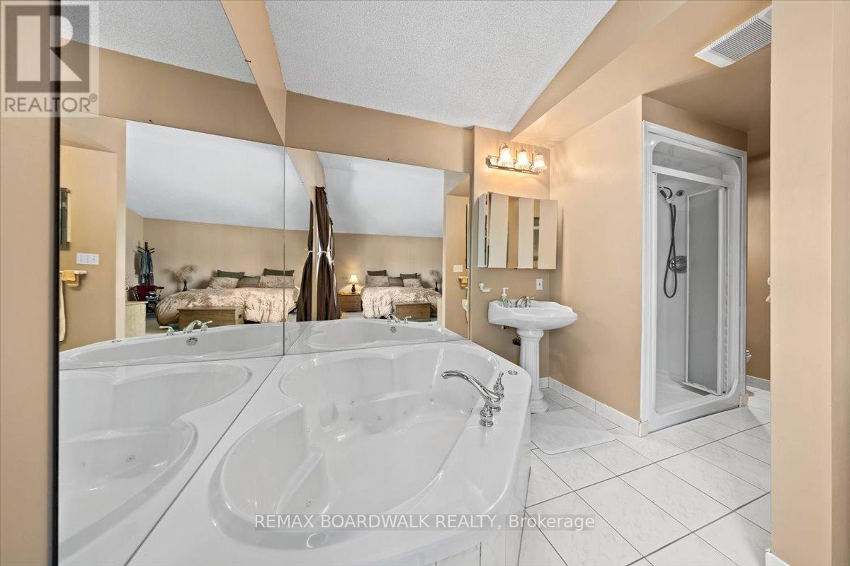 4 Bed, 3 Bath House for Sale in Ottawa – 13 POMMEL CRESCENT, Ottawa – MLS# X13459298 - Image 29