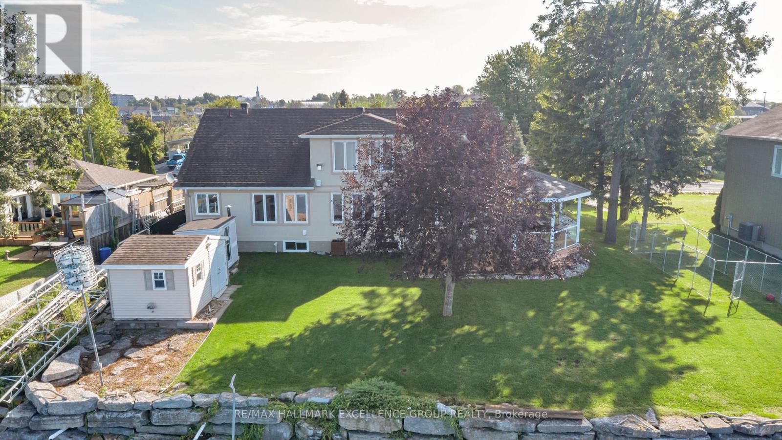 300 VOISINE ROAD - 9